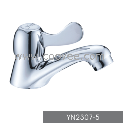 鋅合金主體、手輪、手柄