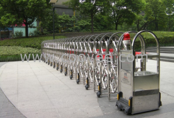 供應杭州伸縮門廠家