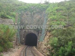 供應隧道口邊坡防護網