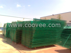 供應防腐性能好，抗老化，公路，鐵路護欄網