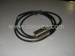 供應原裝帶線小光電：E3S-LS3C1D