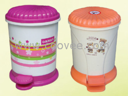 供應塑料腳踏垃圾桶果皮箱