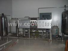 供應桶裝水罐裝設備