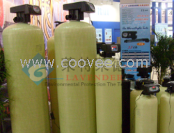 供應全自動軟化過濾器-水處理設備