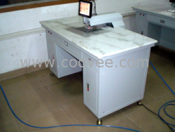 供應(yīng)自動打孔機(jī)給力印刷行業(yè)好助手(圖)