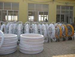 供應 雙涂層玻璃鋼穿孔器,穿管器,抗老化性能更強