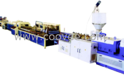 供應PVC結皮發泡板生產線/發泡設備/13678848009 成坤塑機