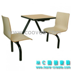 供應(yīng)連體快餐桌椅廠家