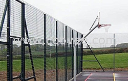 體育場圍欄防腐處理