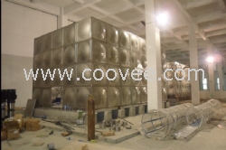 泰州家門口的不銹鋼水箱