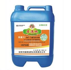 大量元素水溶肥让梨花开的更好，挂果更多