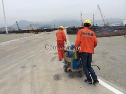 供應(yīng)惠州幼兒園停車場劃線懸牌吊架道路劃線