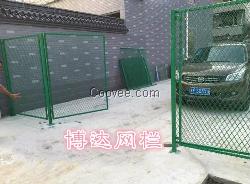 湖北黃岡地面停車場監(jiān)控區(qū)域鋼絲網(wǎng)圍欄